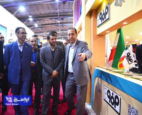 بازدید مدیرعامل فولاد مبارکه از مجموعه غرفه‌های این شرکت در ایران متافو 2022