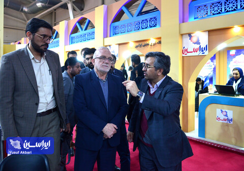 بازدید مدیرعامل فولاد مبارکه از مجموعه غرفه‌های این شرکت در ایران متافو 2022