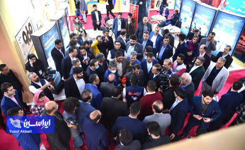 بازدید مدیرعامل فولاد مبارکه از مجموعه غرفه‌های این شرکت در ایران متافو ۲۰۲۲