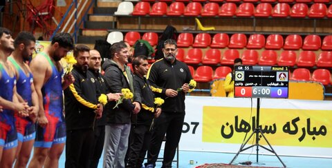 قهرمانی کشتی‌گیران سپاهان در لیگ برتر کشتی فرنگی