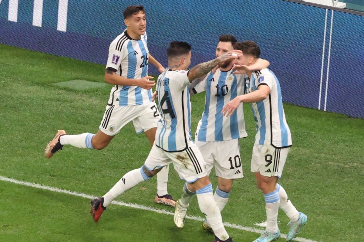 خلاصه بازی آرژانتین – کرواسی/ از هنرنمایی مسی تا درخشش آلوارس