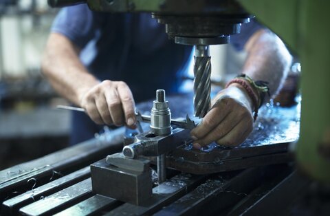 ایدرو و ایمیدرو در صنعت ایلام سرمایه‌گذاری می‌کنند