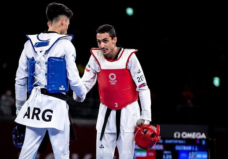 آرمین هادی‌پور خداحافظی کرد