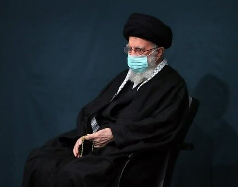 مراسم عزاداری شام شهادت حضرت زهرا(س) با حضور رهبر انقلاب برگزار شد