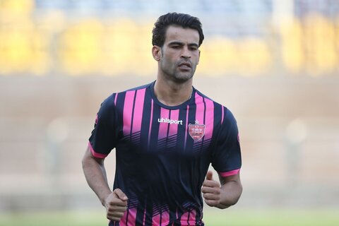 مهاجم پرسپولیس با باشگاهش به توافق نرسید
