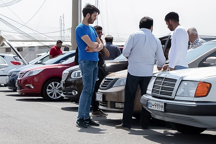 نحوه تخمین قیمت خودروی دست‌دو، برای خریداران ماشین کارکرده 