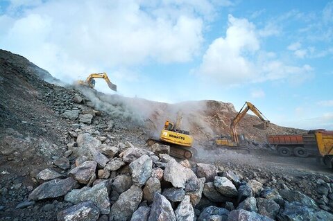 سهم ۳۵ درصدی صنعت و معدن از تسهیلات بانکی