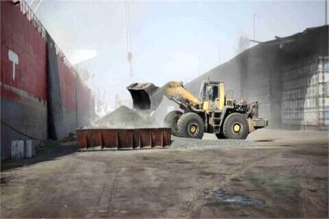 جذب ۱۰۰ هزار تن محموله مواد معدنی و ساختمانی در مجتمع بندری امام خمینی(ره)