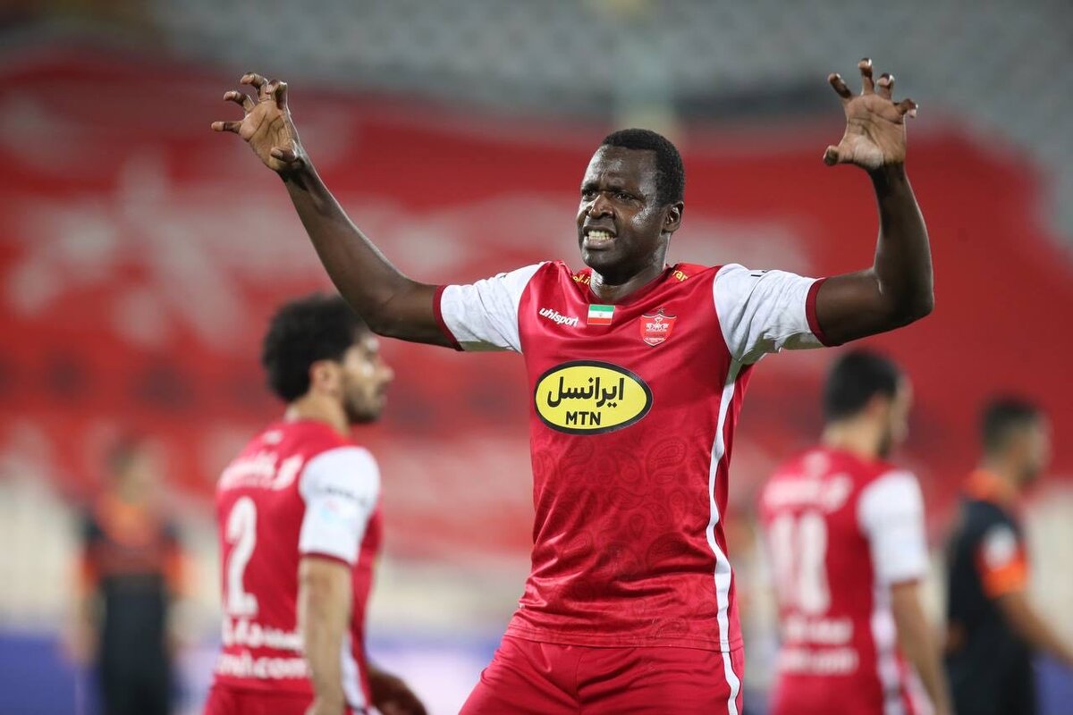 کار سخت یک ستاره برای بازگشت به ترکیب پرسپولیس