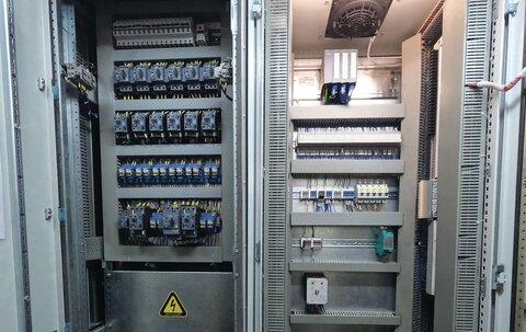 اصلاح سیستم کنترل ماشین‌های استاکر ۱ و ۳ واحد انباشت و برداشت ناحیه آهن‌سازی فولاد مبارکه