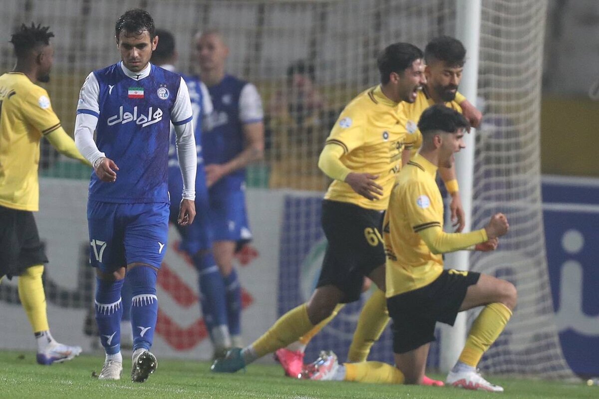 سپاهان - استقلال