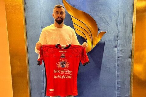 مدافع سپاهان راهی نساجی شد