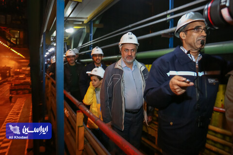 آیین رونمایی از ورق فولاد زنگ‌نزن شرکت فولاد مبارکه