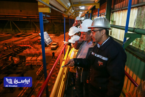 آیین رونمایی از ورق فولاد زنگ‌نزن شرکت فولاد مبارکه