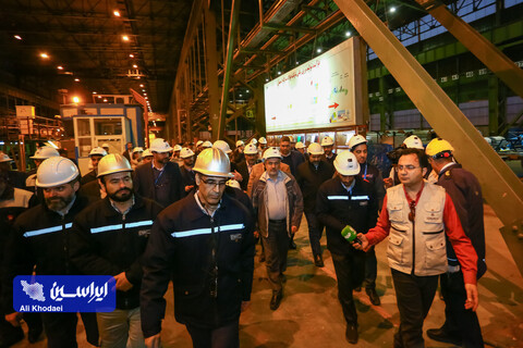 آیین رونمایی از ورق فولاد زنگ‌نزن شرکت فولاد مبارکه