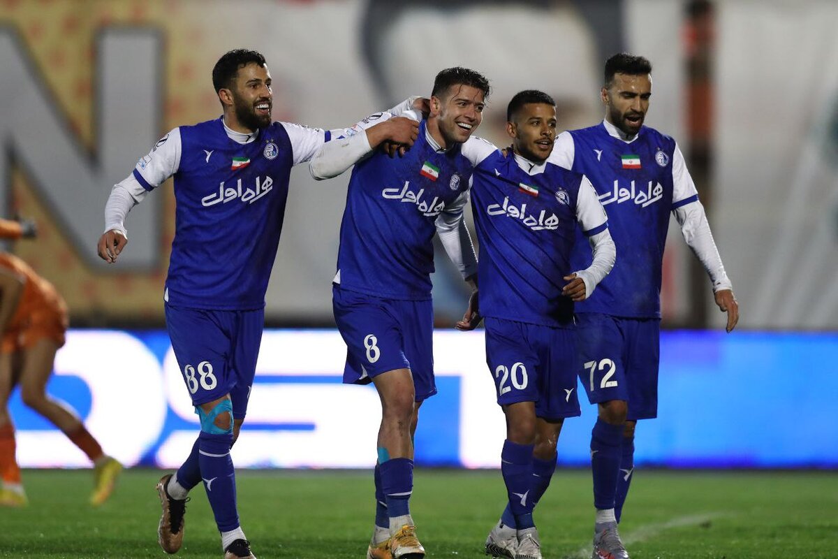 نزدیک شدن استقلال به مدعیان