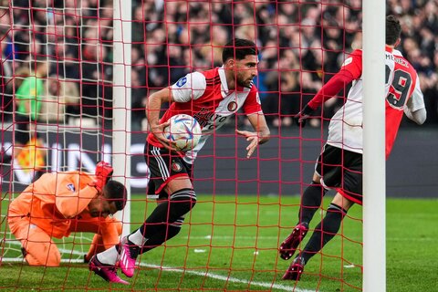 گل زیبا و دراماتیک علیرضا جهانبخش در دیدار فاینورد – آیندهوون را ببینید