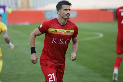 خداحافظی وریا غفوری از فوتبال تکذیب شد!