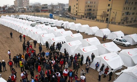 جمع آوری ۱۱۷ میلیارد تومان کمک‌های مردمی‌ برای زلزله‌زدگان خوی