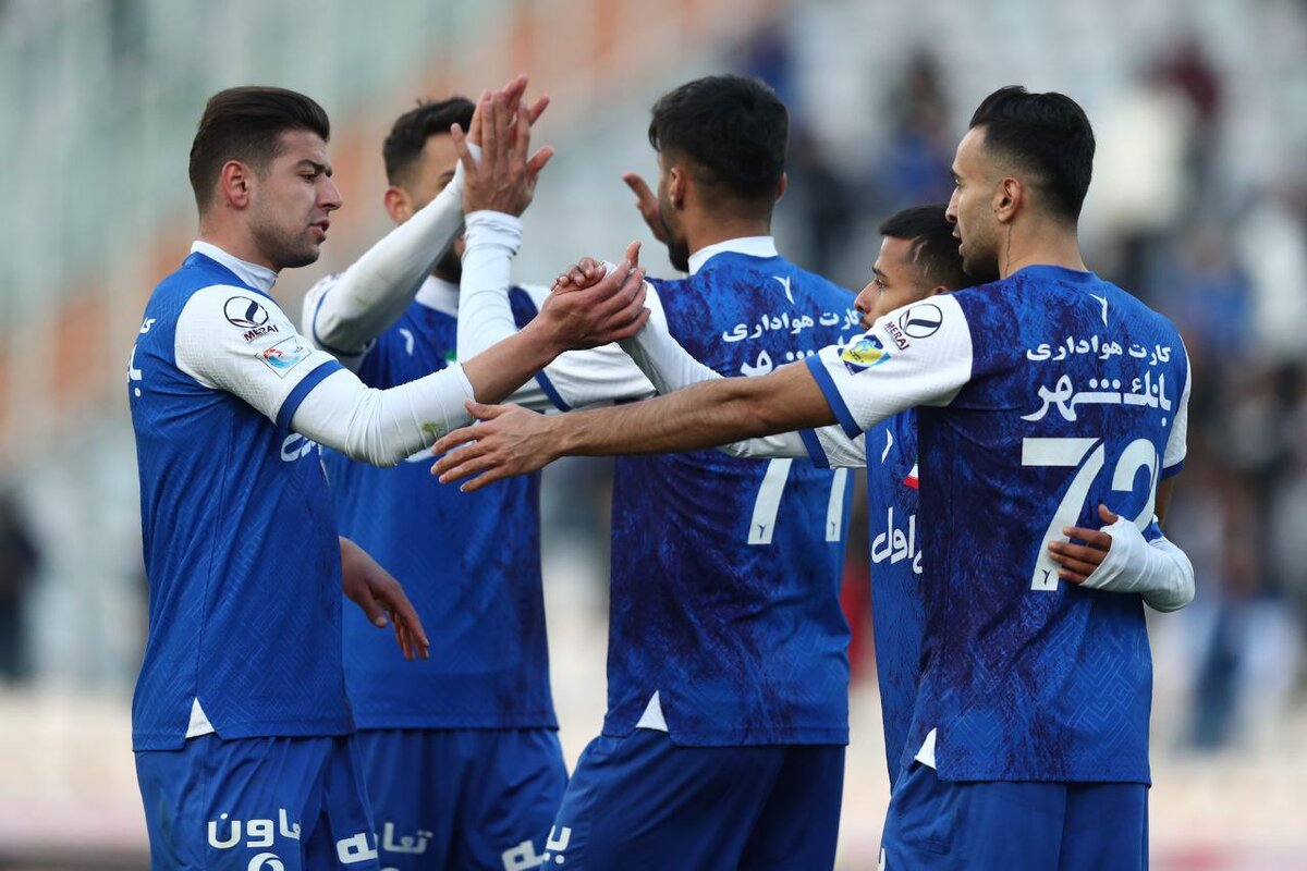 استقلال هم‌امتیاز سپاهان و پرسپولیس شد