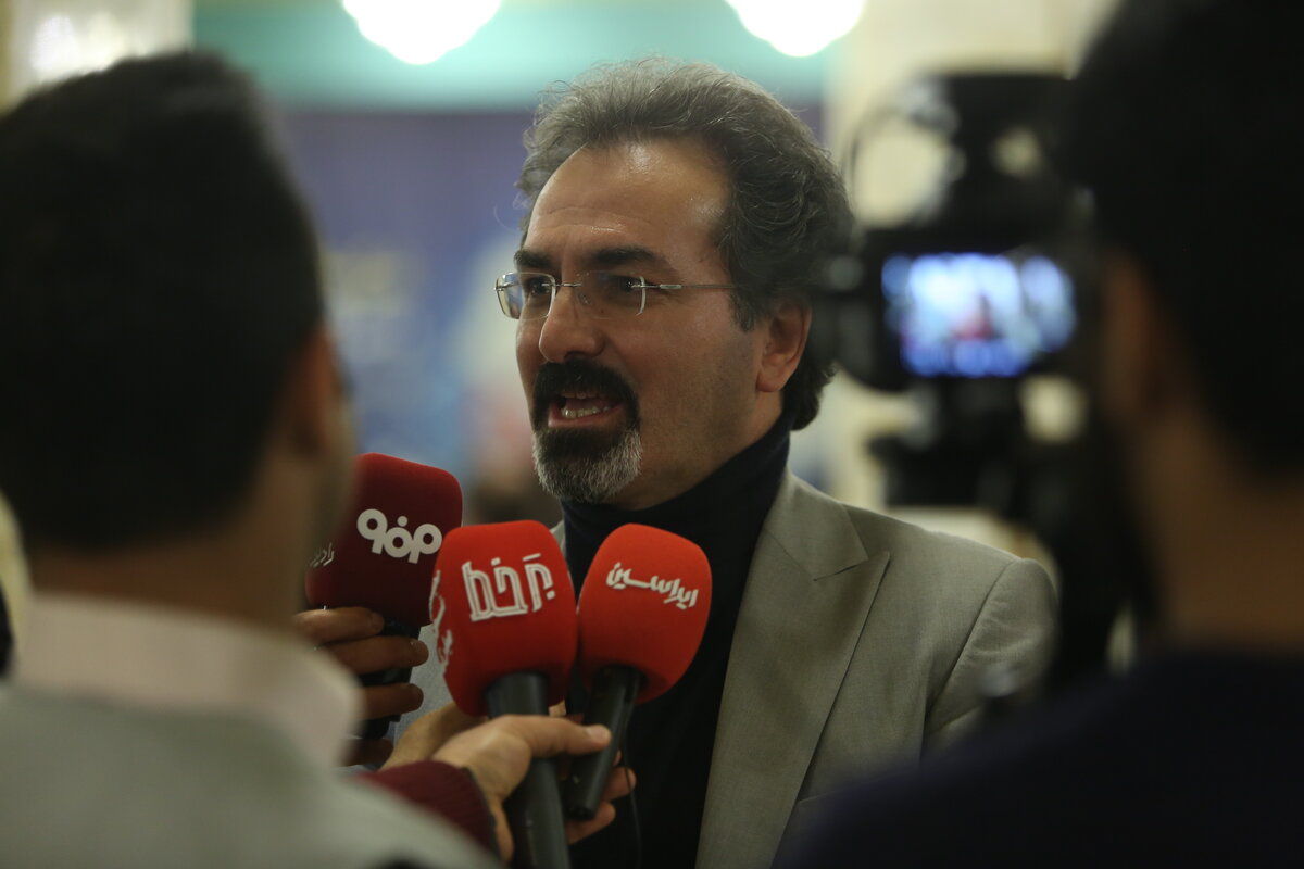  فولاد مبارکه شرکتی کاملا حرفه ای و کارآمد در سطح منطقه و جهان است