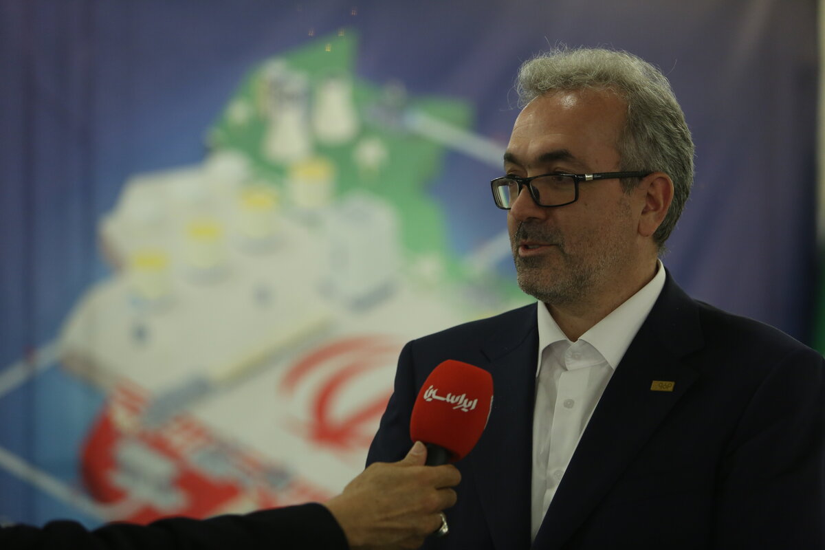 تولید اسلب های خاص توسط فولاد مبارکه برای پروژه های استراتژیک نفت و گاز در سال آینده / احداث چند نیروگاه در خارج از کشور با استفاده از ورق های فولاد مبارکه