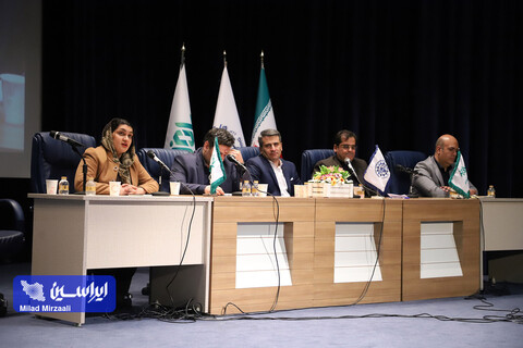 اولین کنفرانس چشم انداز بازار سرمایه ۱۴۰۲