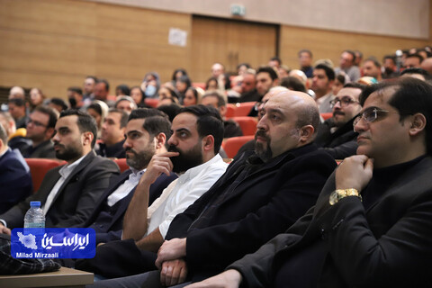 اولین کنفرانس چشم انداز بازار سرمایه ۱۴۰۲