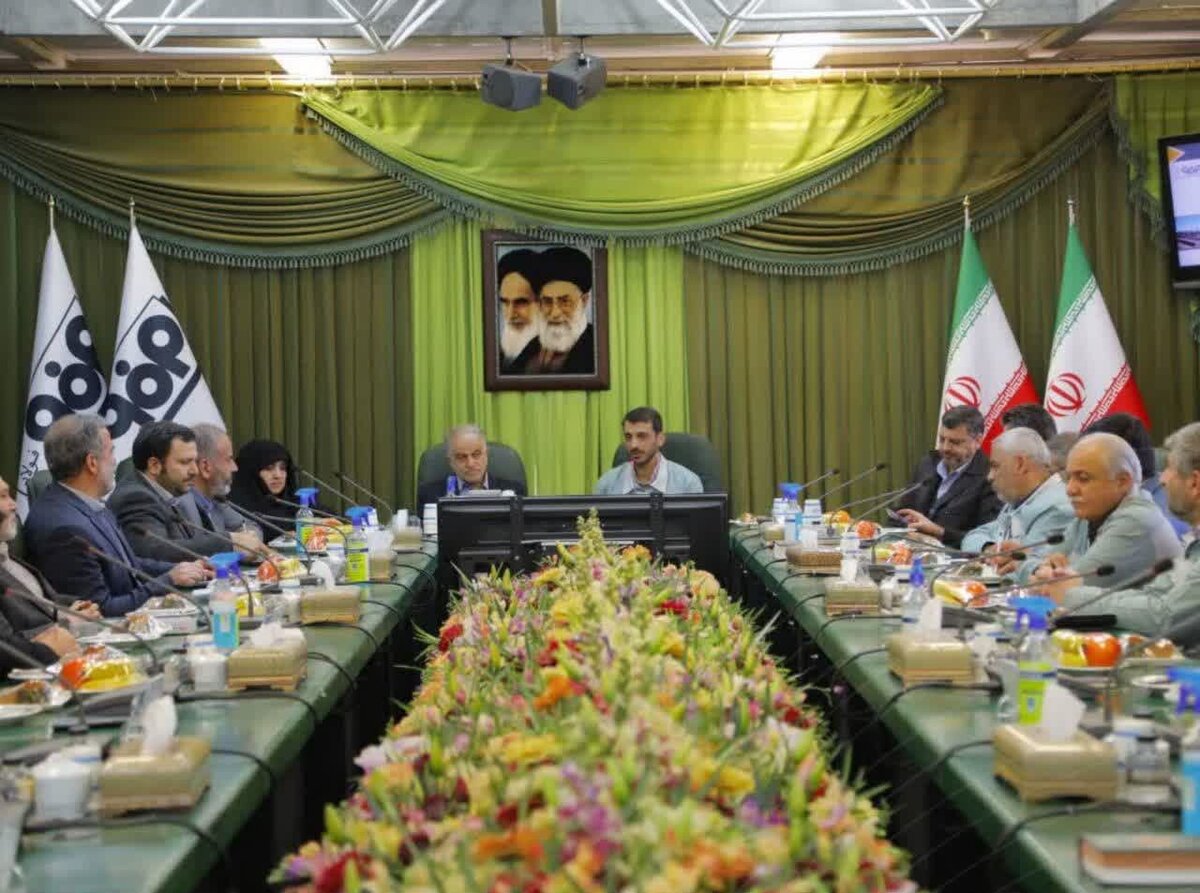 به برکت عملکرد صنایعی همچون فولاد مبارکه، تیر دشمنان به سنگ می‌خورد 