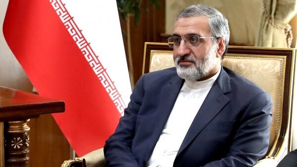 عیادت نماینده رئیس‌جمهور از وزیر ورزش