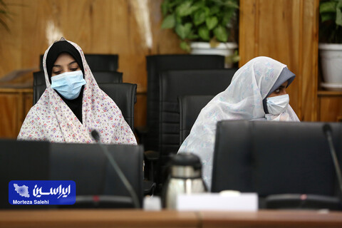 مراسم اهدا و واگذاری واحدهای مسکونی به خانواده‌های نیازمند