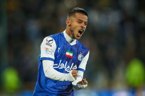 ستاره استقلال هنگام ضربه پراسترس پنالتی کجا بود؟