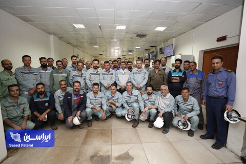 بازدید نوروزی مدیرعامل، جمعی از معاونین و مدیران شرکت فولاد مبارکه با کارکنان شاغل و پیمانکار در واحدهای مختلف