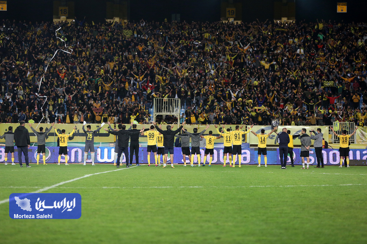 نبردی حساس برای قهرمانی سپاهان/ پرواز طلایی‌پوشان قبل از دربی