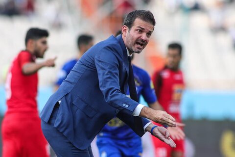 استقلال پول استراماچونی را آماده کرد