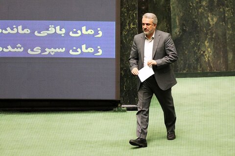 وضع کنونی معلول مدیریت دولت‌های پیشین است؛ نه مدیریت فاطمی امین