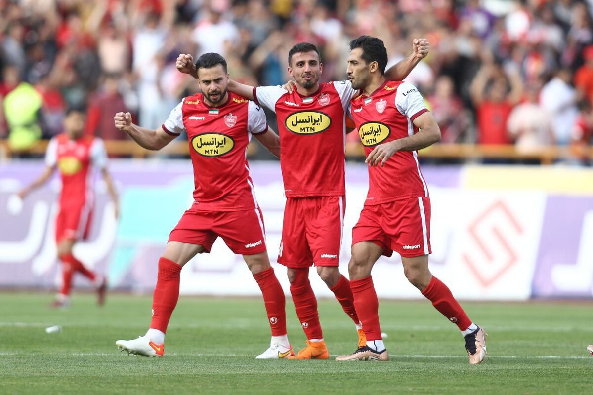 واکنش وحید امیری به حرکت عجیب بیرانوند