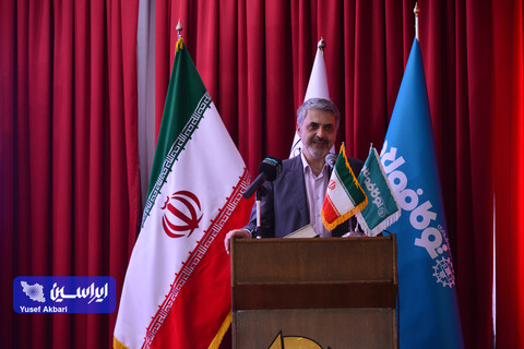 آیین بزرگداشت روز کار و کارگر و تجلیل از کارگران نمونه گروه سرمایه‌گذاری توکافولاد