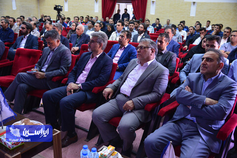 آیین بزرگداشت روز کار و کارگر و تجلیل از کارگران نمونه گروه سرمایه‌گذاری توکافولاد