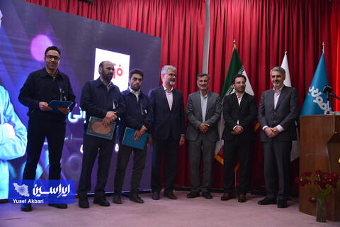 آیین بزرگداشت روز کار و کارگر و تجلیل از کارگران نمونه گروه سرمایه‌گذاری توکافولاد