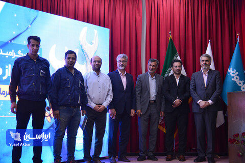 آیین بزرگداشت روز کار و کارگر و تجلیل از کارگران نمونه گروه سرمایه‌گذاری توکافولاد