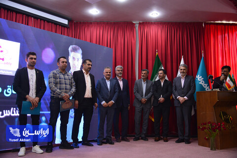 آیین بزرگداشت روز کار و کارگر و تجلیل از کارگران نمونه گروه سرمایه‌گذاری توکافولاد