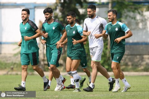 استقلال همچنان تعطیل است!