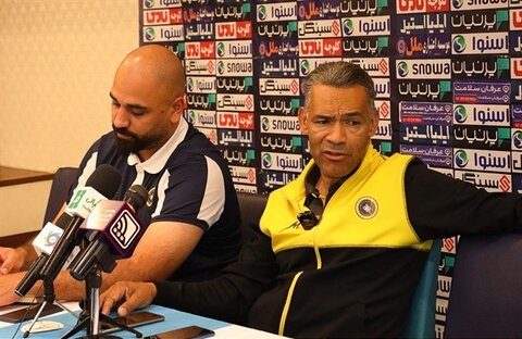 مورایس: همیشه برای شادی هواداران سپاهان بازی می‌کنیم