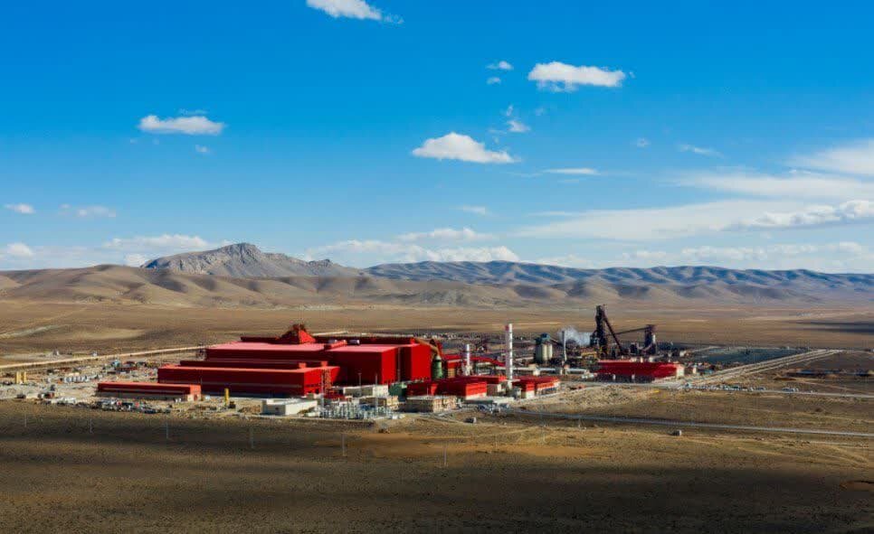 کسب نشان عالی مسئولیت اجتماعی توسط فولاد سفید دشت 