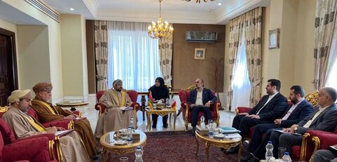 دیدار سرپرست وزارت صمت با همتای عمانی/ امضای تفاهم صادرات خودرو از ایران به عمان