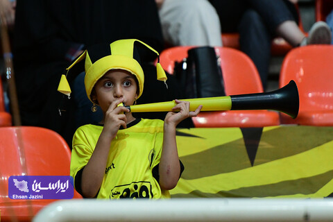 مسابقه هندبال سپاهان - الکاظمه کویت