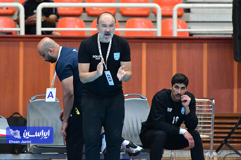 مسابقه هندبال سپاهان - الکاظمه کویت