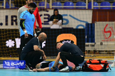 مسابقه هندبال سپاهان - الکاظمه کویت