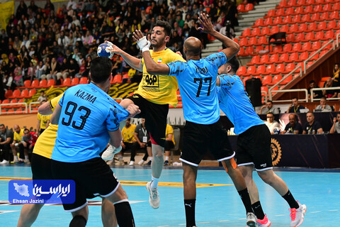مسابقه هندبال سپاهان - الکاظمه کویت
